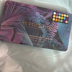 Revolution Forever Flawless Desert Desire Shadow Palette